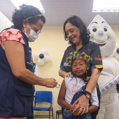 Prefeitura de Manaus Oferece Dose de reforço da vacina contra a dengue